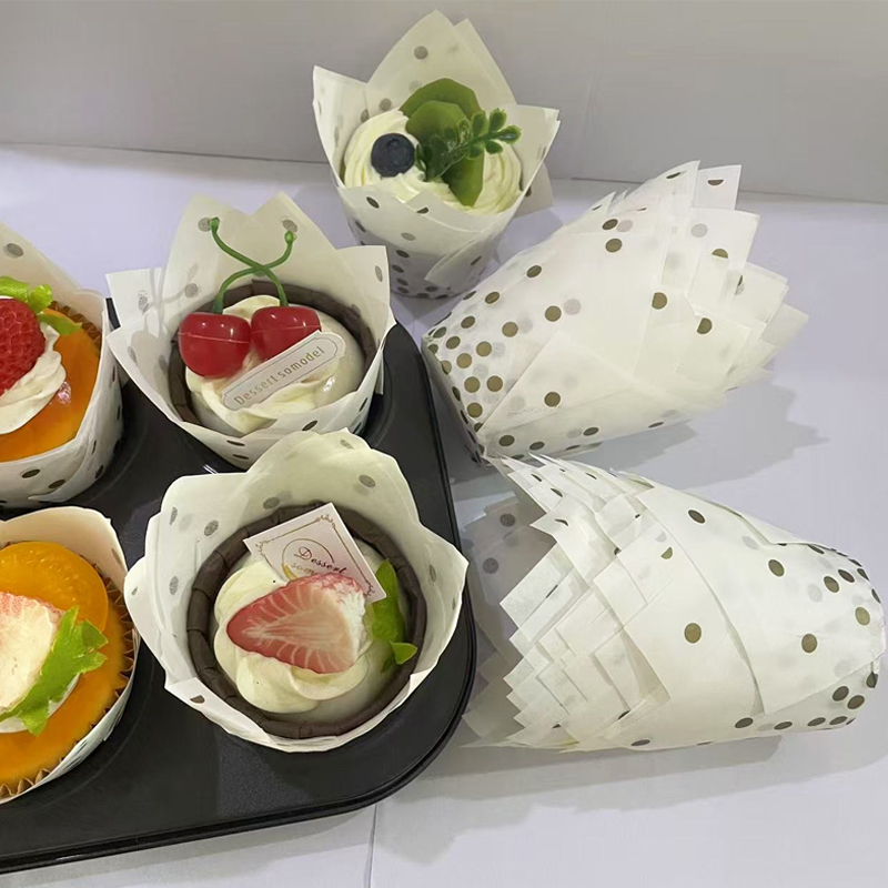 Event Suppliers - 50 Buah/100 Buah Cangkir Kue Tulip