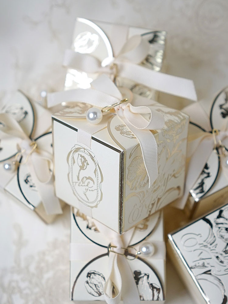 Kotak hadiah kertas persegi de - Event Party Box ulasan dan harga